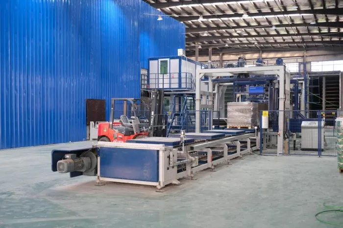 Volautomatische in elkaar grijpende bestratingsmachine voor slimme productie van betonblokken