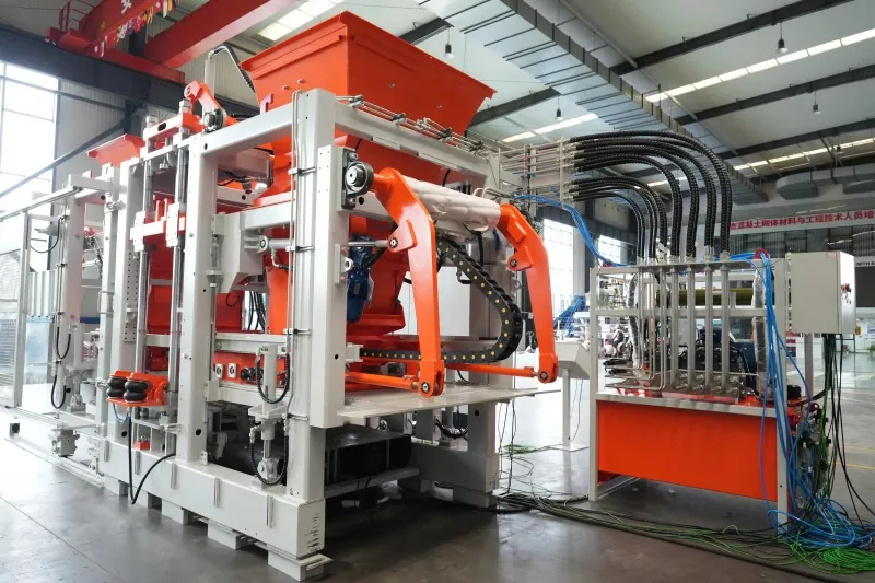 QGM T10 Blokkenmachine: productie-eisen omzetten in een efficiëntere betonblokkenfabriek