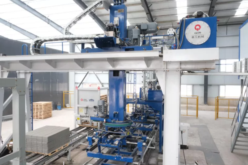 Hoe u de juiste blokmachine voor uw betonproductiebehoeften selecteert